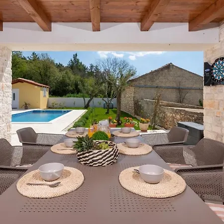 Vendégház Iria Bella By 4*