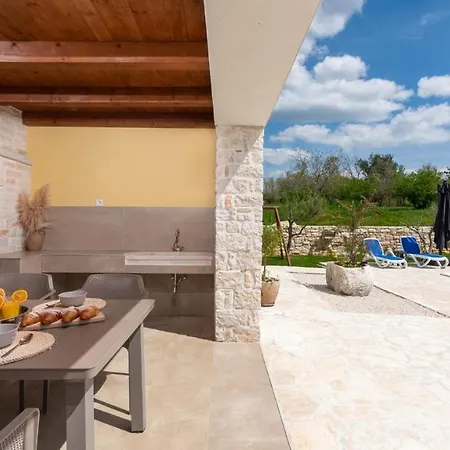 Vendégház Iria Bella By 4*